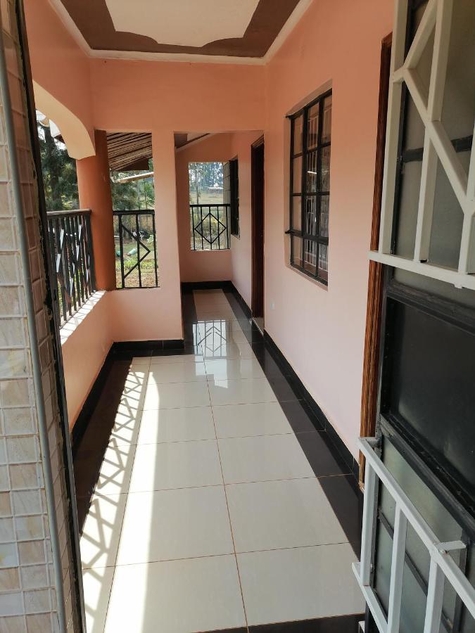 Easy Sleep Guesthouse Kitale Exterior photo