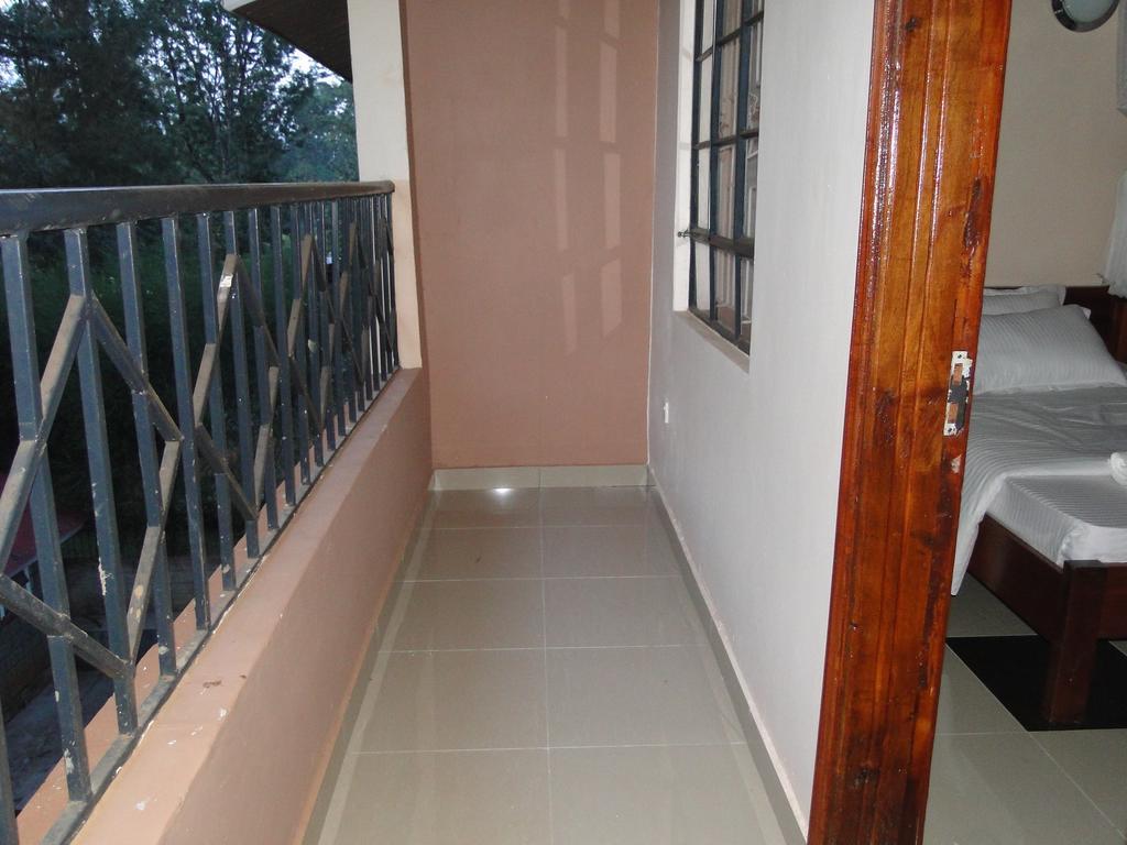 Easy Sleep Guesthouse Kitale Exterior photo